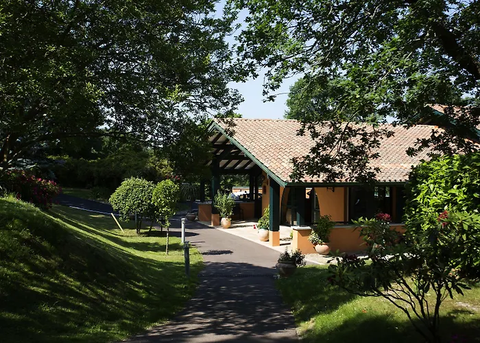 Les Frères Ibarboure - Hôtel 4 étoiles, Spa extérieur sensoriel et Restaurant étoilé à Bidart